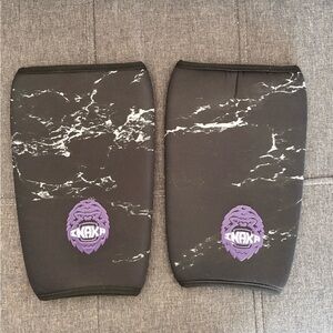 Inaka Power Black and Purple Knee Sleeves